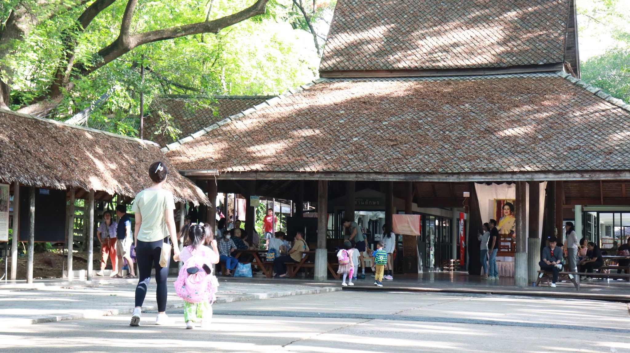 เสียงร้องไห้ที่ค่อย ๆ แปรเปลี่ยนเป็นความไว้วางใจ